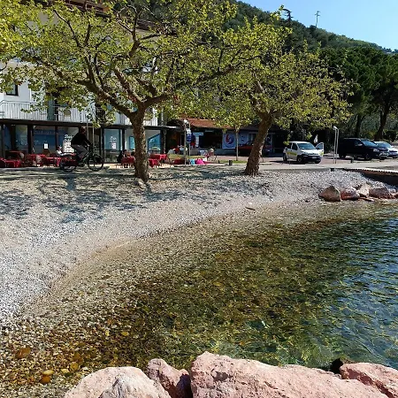 S.maria Otel Brenzone sul Garda
