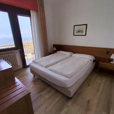 S.maria Otel Brenzone sul Garda