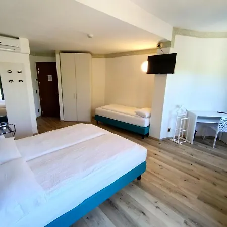 S.maria Otel Brenzone sul Garda