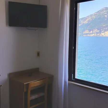 S.maria Otel Brenzone sul Garda